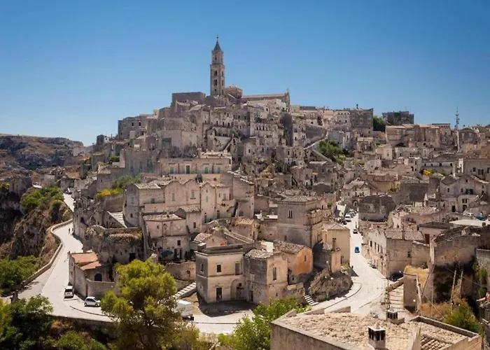 Cozy Retreat, Матера